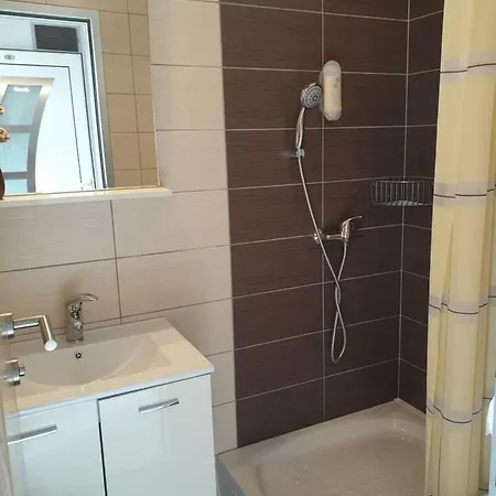 Guest house Crvena Ruzica